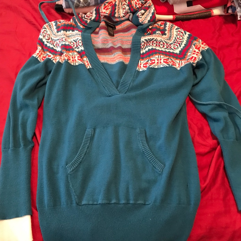 Rue 21 sweater